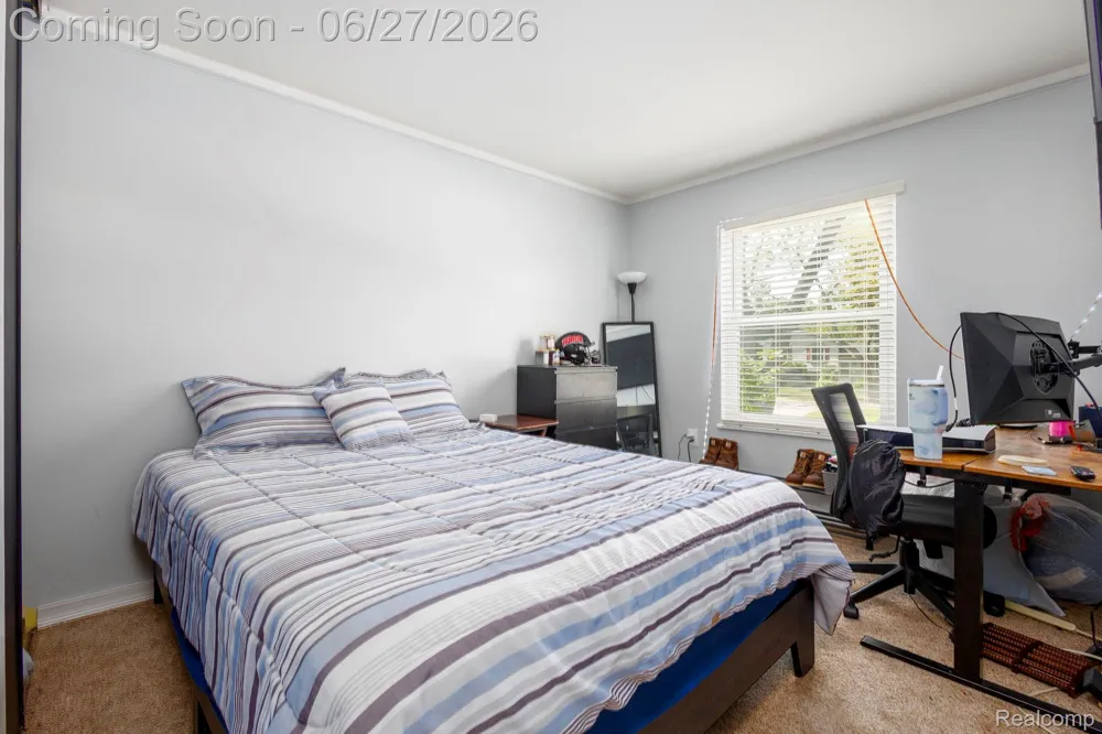 15212 Orchard Court Romulus City, MI 48174