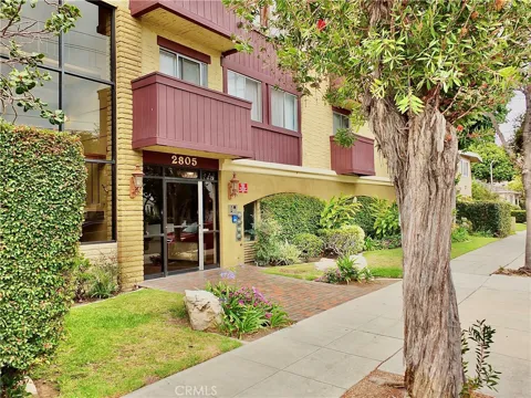 2805 E 3rd Street #6