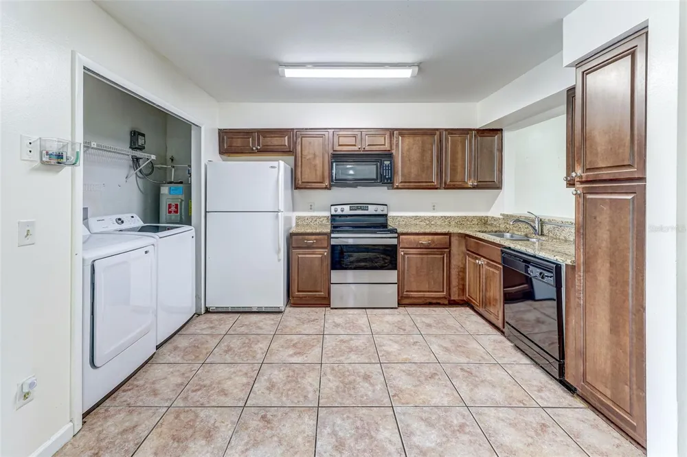 2901 WAREHAM COURT Casselberry, FL 32707
