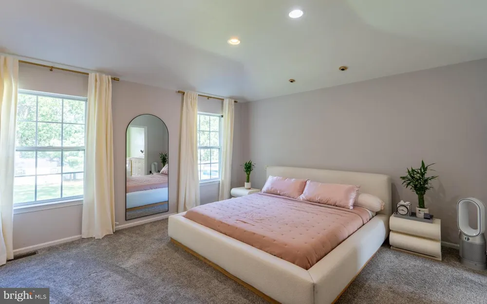 188 ORLANDO DRIVE Sicklerville, NJ 08081