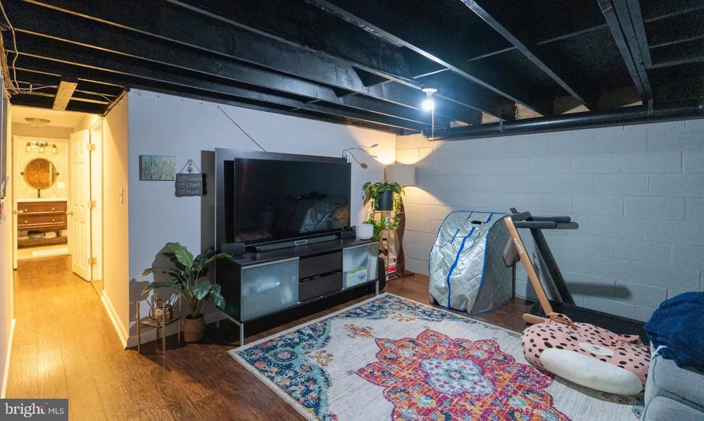 188 ORLANDO DRIVE Sicklerville, NJ 08081