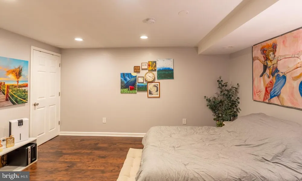 188 ORLANDO DRIVE Sicklerville, NJ 08081