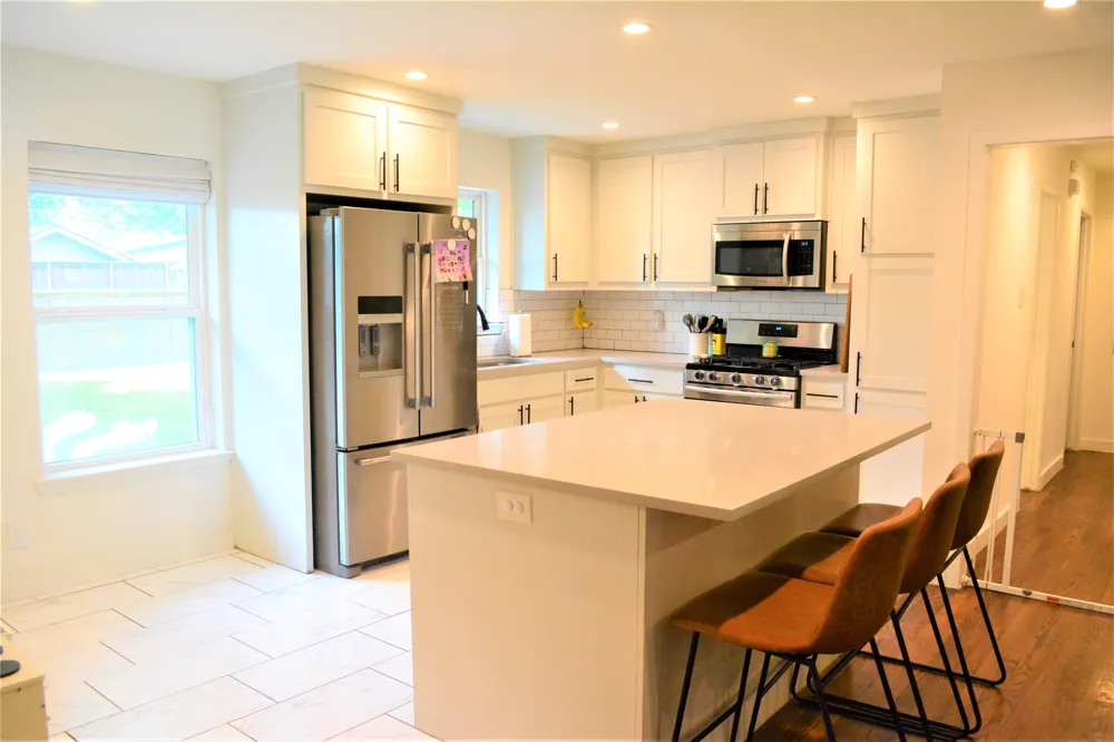 2903 Healey Drive Dallas, TX 75228