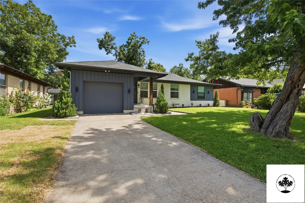 2903 Healey Drive Dallas, TX 75228