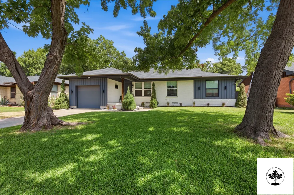 2903 Healey Drive Dallas, TX 75228