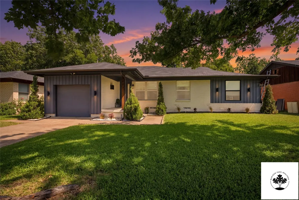 2903 Healey Drive Dallas, TX 75228