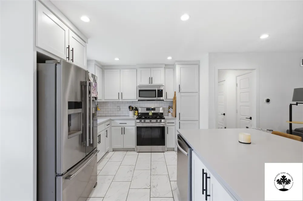 2903 Healey Drive Dallas, TX 75228