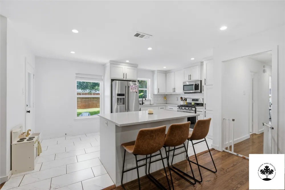 2903 Healey Drive Dallas, TX 75228