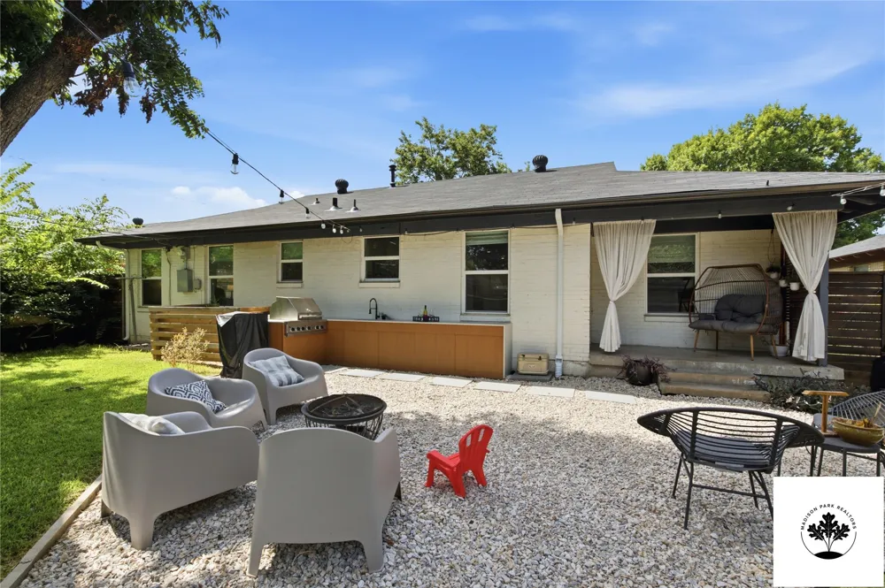2903 Healey Drive Dallas, TX 75228