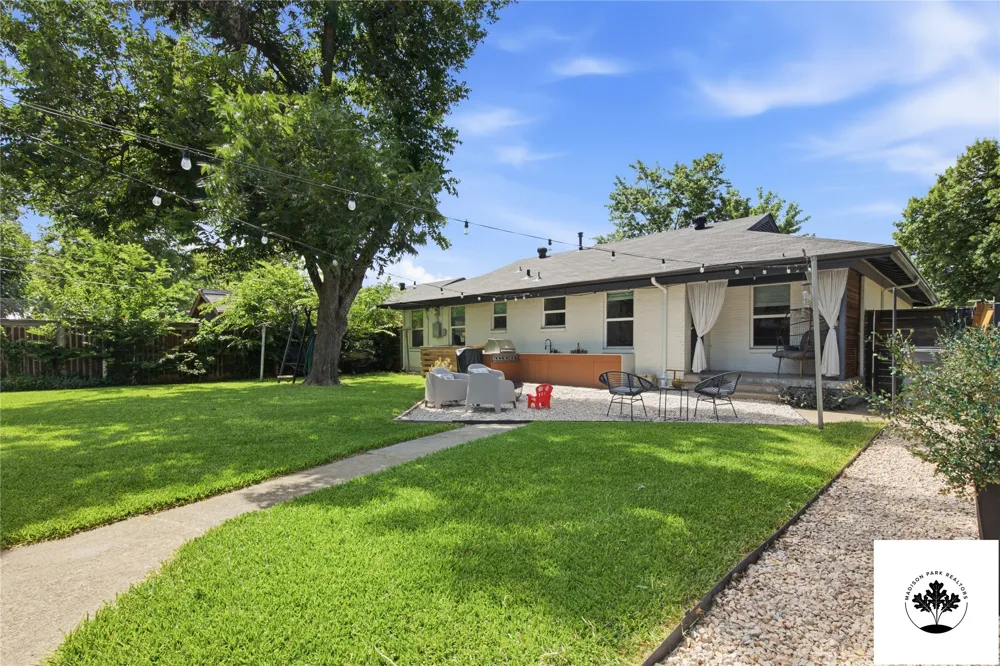 2903 Healey Drive Dallas, TX 75228