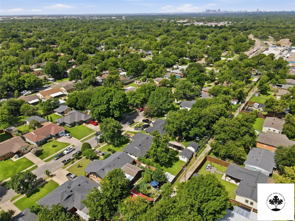2903 Healey Drive Dallas, TX 75228