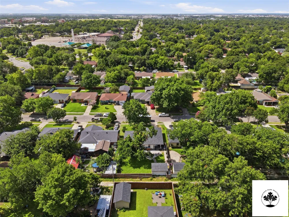 2903 Healey Drive Dallas, TX 75228