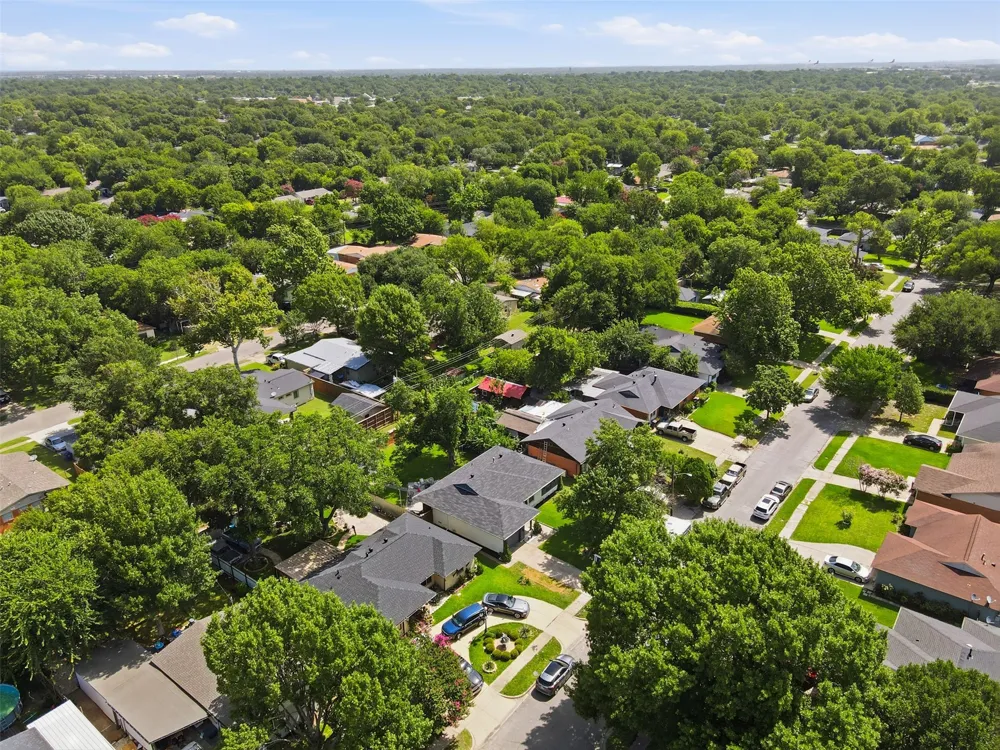 2903 Healey Drive Dallas, TX 75228