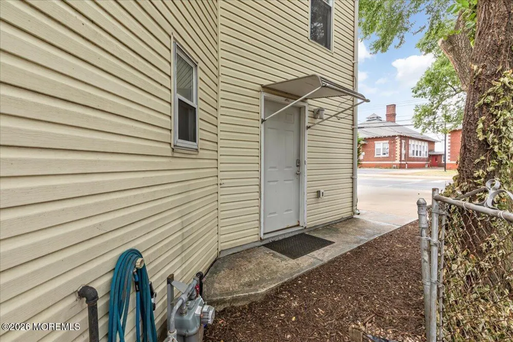 109 Poole Avenue Union Beach, NJ 07735