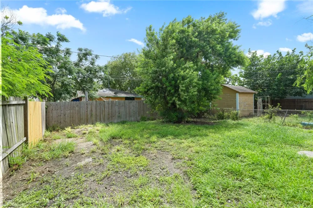 2629 Dunbar Street Corpus Christi, TX 78405