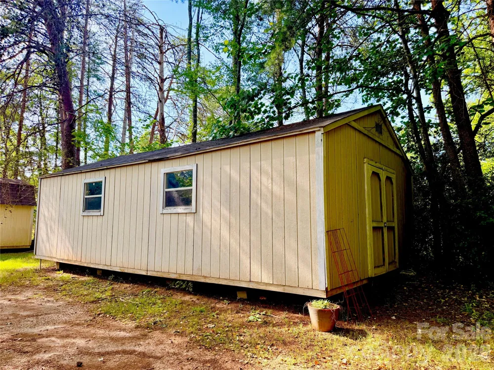 1668 Lane Road Mount Holly, NC 28120