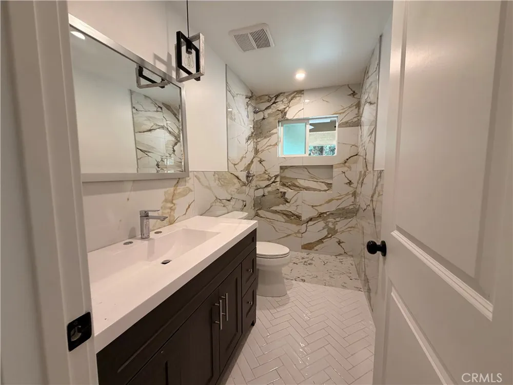 3436 Pontiac #B Jurupa Valley, CA 92509