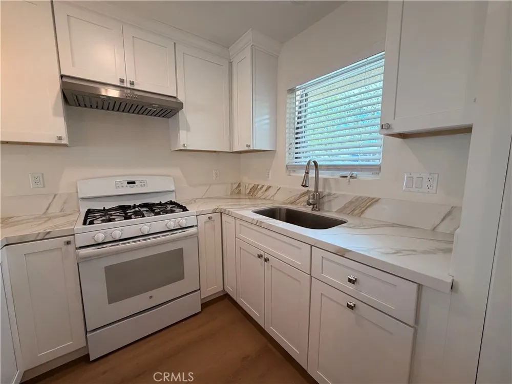 3436 Pontiac #B Jurupa Valley, CA 92509