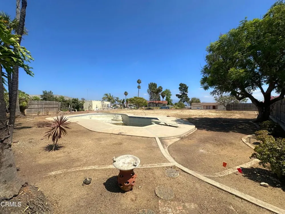 3067 Old Coach Drive Camarillo, CA 93010
