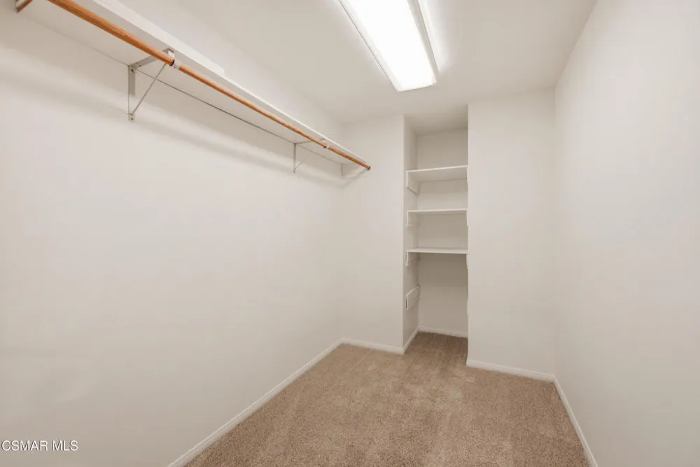 5676 Colodny Drive Agoura Hills, CA 91301