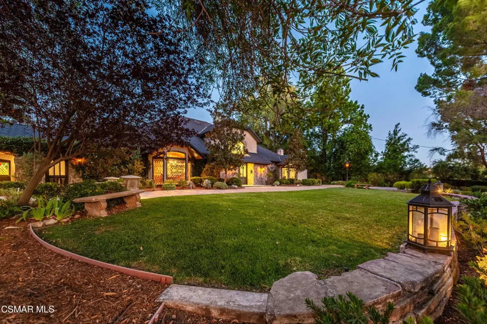 5676 Colodny Drive Agoura Hills, CA 91301