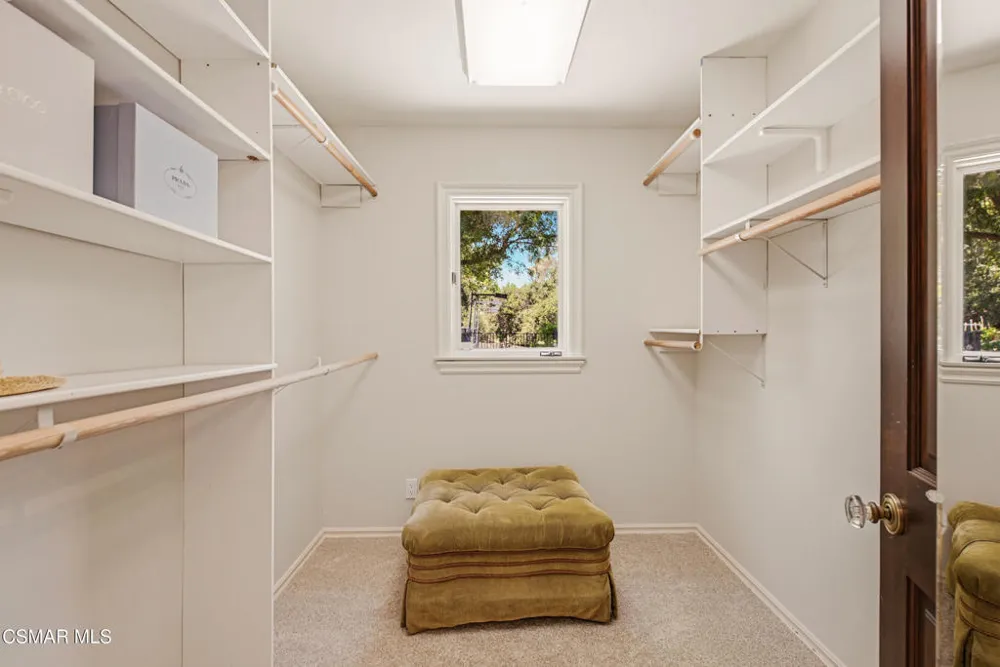 5676 Colodny Drive Agoura Hills, CA 91301