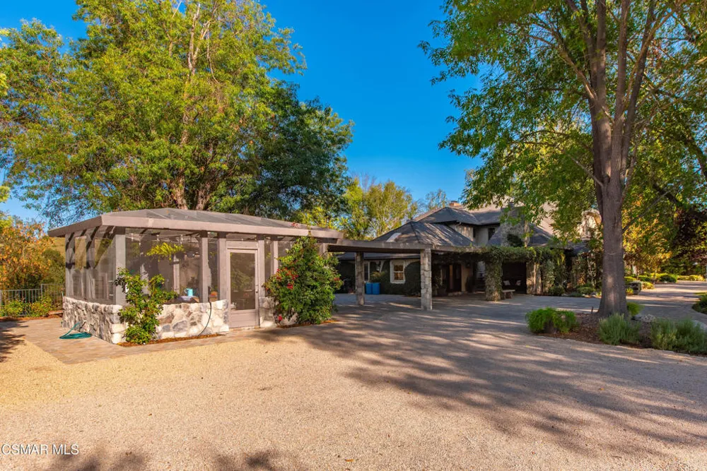 5676 Colodny Drive Agoura Hills, CA 91301
