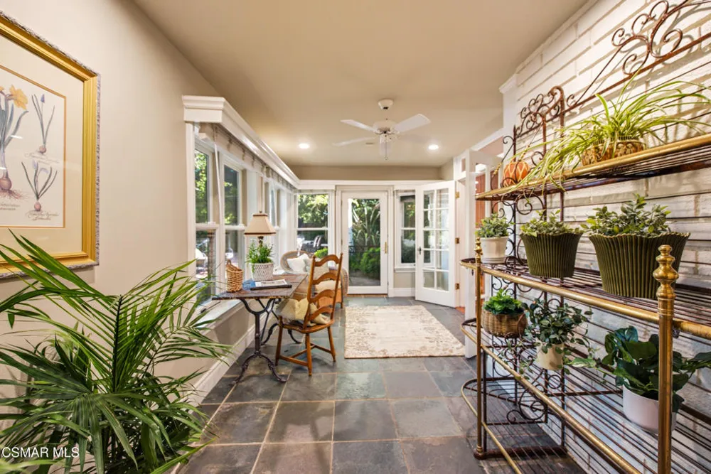 5676 Colodny Drive Agoura Hills, CA 91301