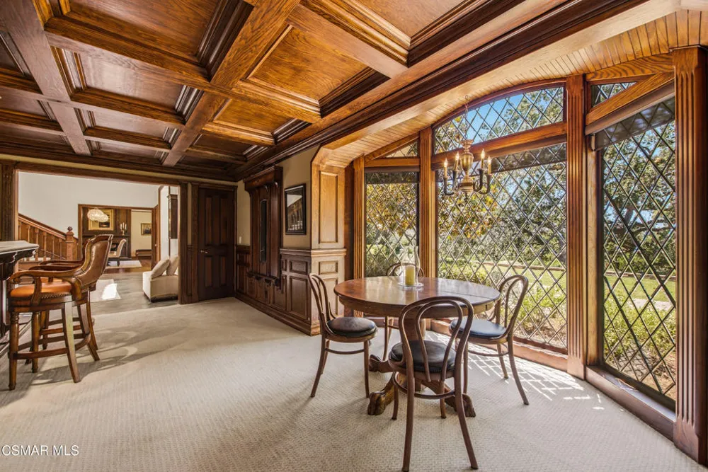 5676 Colodny Drive Agoura Hills, CA 91301