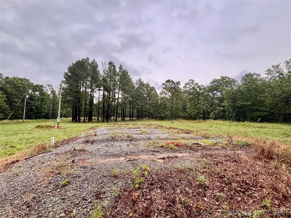 10672 E 483 Spavinaw, OK 74366