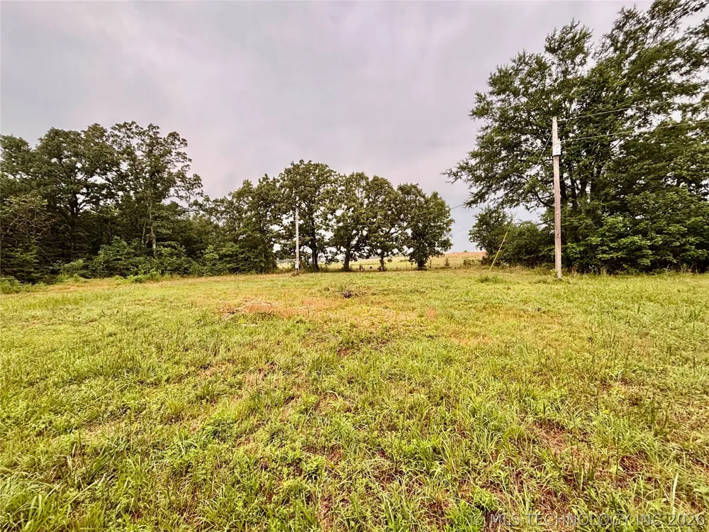 10672 E 483 Spavinaw, OK 74366