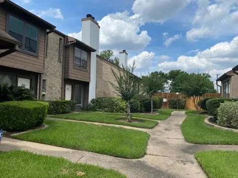 2601 S Braeswood Boulevard #403