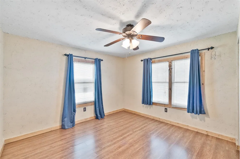 506 Pear Street Edna, TX 77957