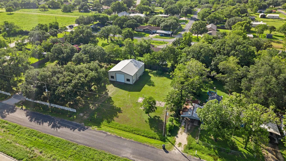 506 Pear Street Edna, TX 77957