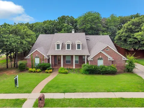 1918 Bridgestone Drive