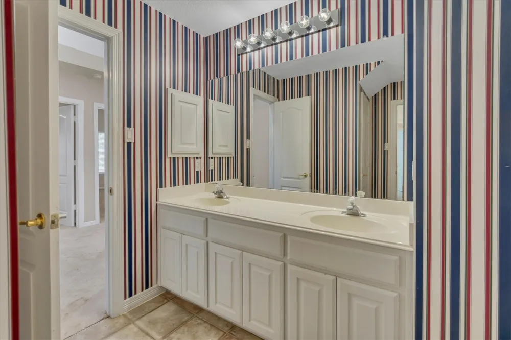 1918 Bridgestone Drive Corinth, TX 76210