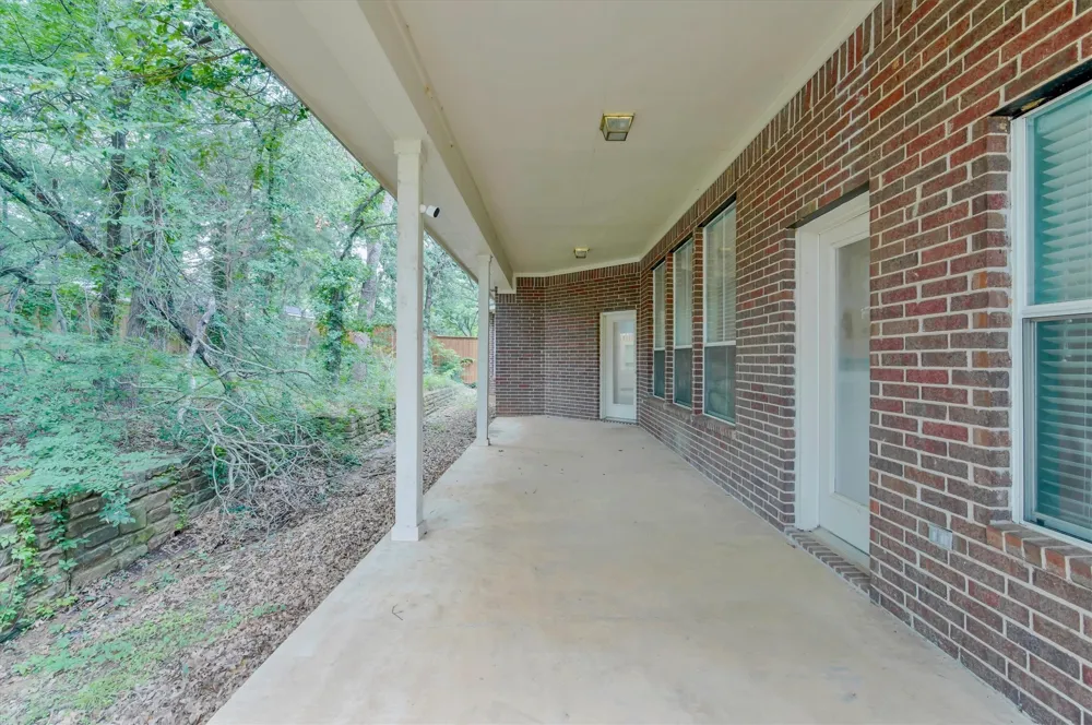 1918 Bridgestone Drive Corinth, TX 76210