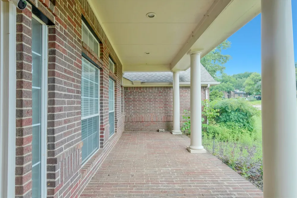 1918 Bridgestone Drive Corinth, TX 76210