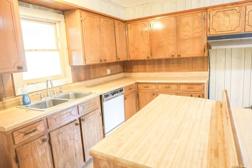 801 E Walcott Avenue Comanche, TX 76442