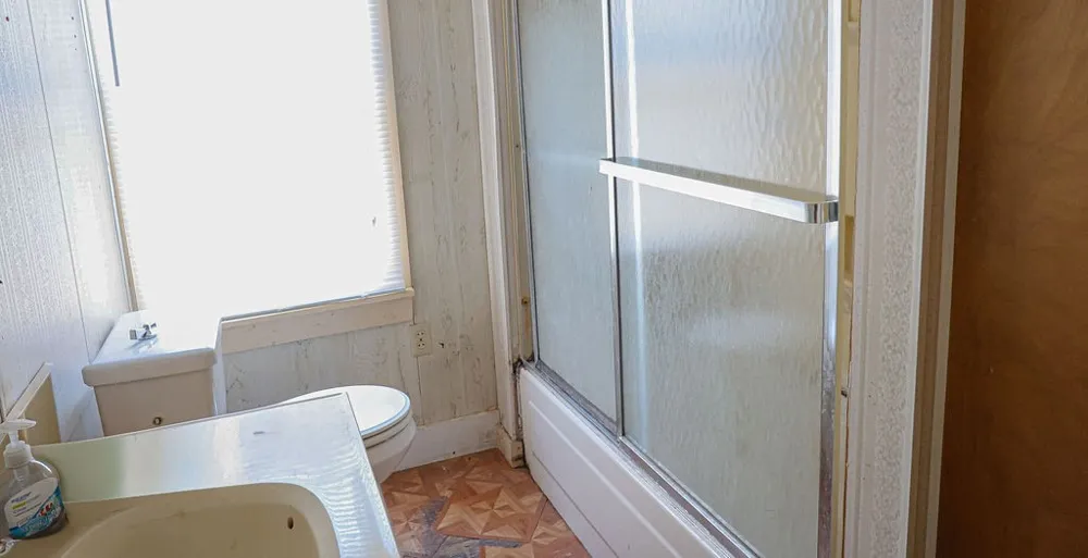 801 E Walcott Avenue Comanche, TX 76442