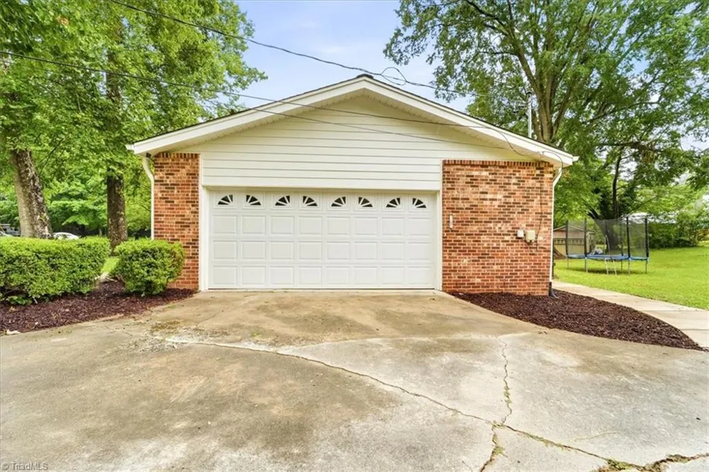 205 Fairway Drive Eden, NC 27288