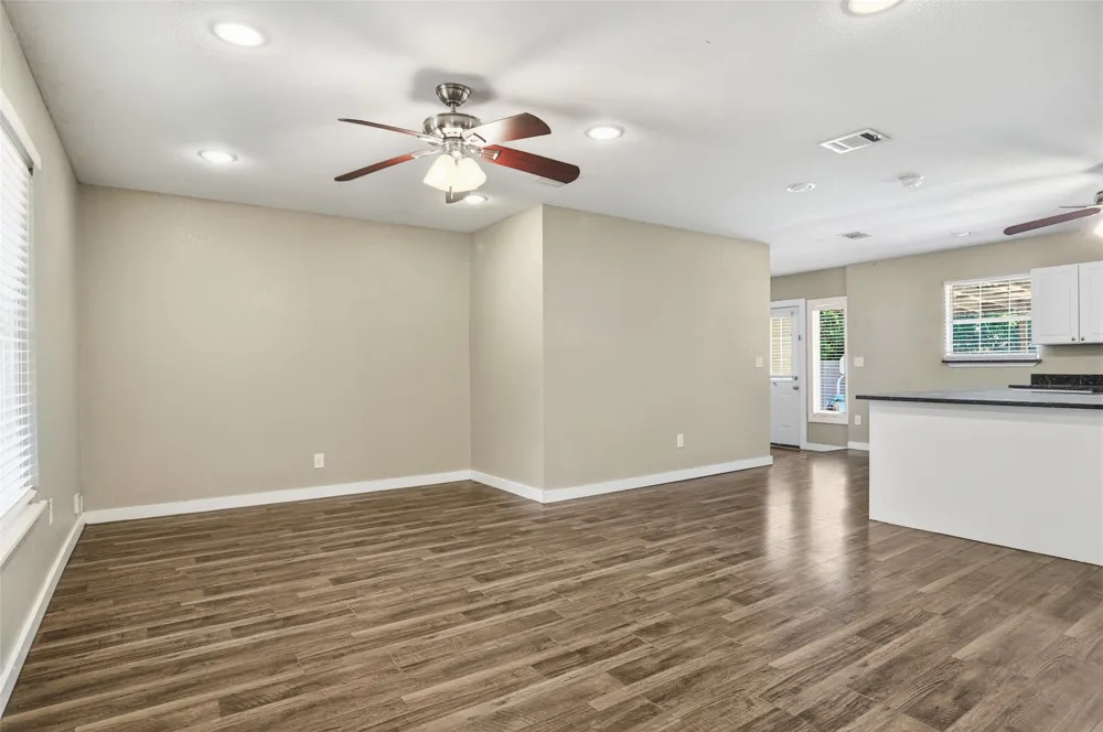 3524 South Drive Fort Worth, TX 76109