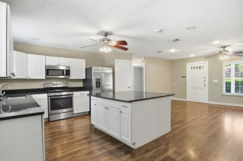 3524 South Drive Fort Worth, TX 76109