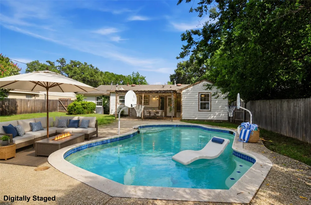 3524 South Drive Fort Worth, TX 76109