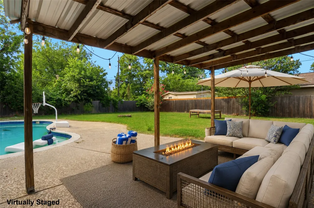 3524 South Drive Fort Worth, TX 76109
