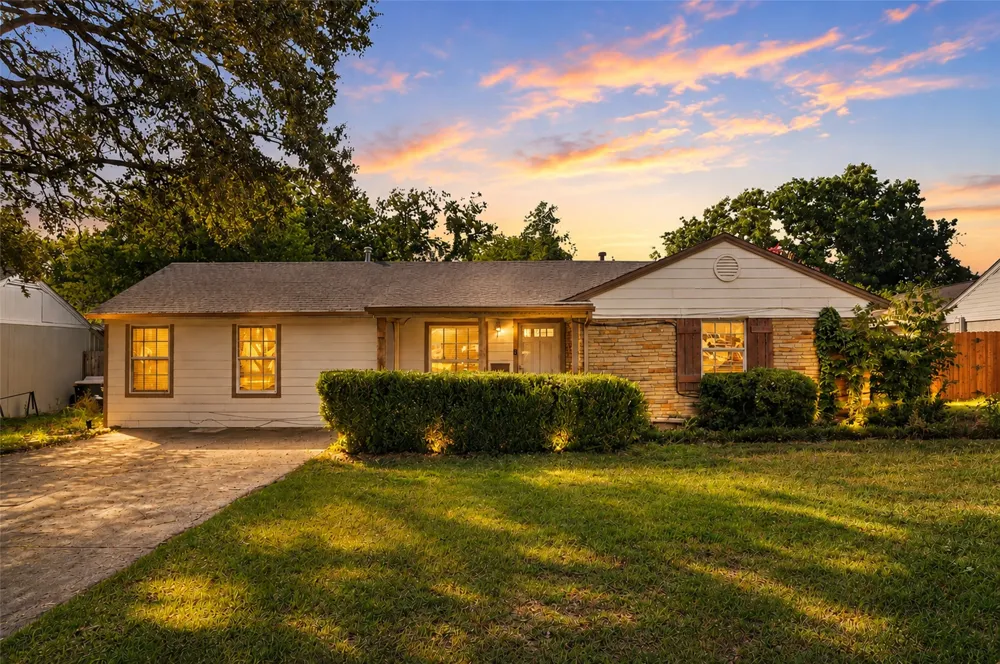 3524 South Drive Fort Worth, TX 76109