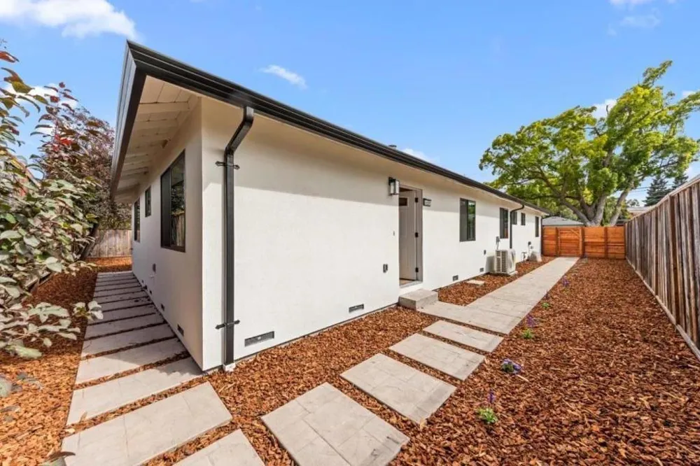 3920 Park Boulevard Palo Alto, CA 94306