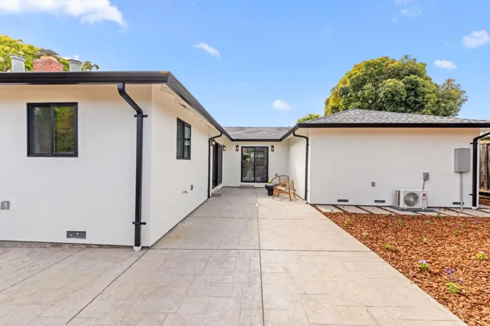 3920 Park Boulevard Palo Alto, CA 94306