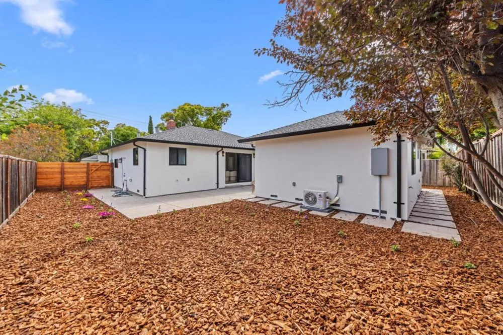 3920 Park Boulevard Palo Alto, CA 94306