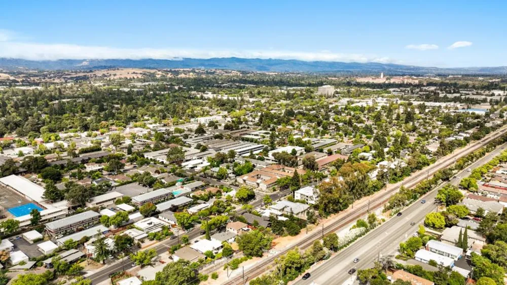 3920 Park Boulevard Palo Alto, CA 94306